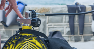 A Beginner's Guide to Scuba Tank Valves 