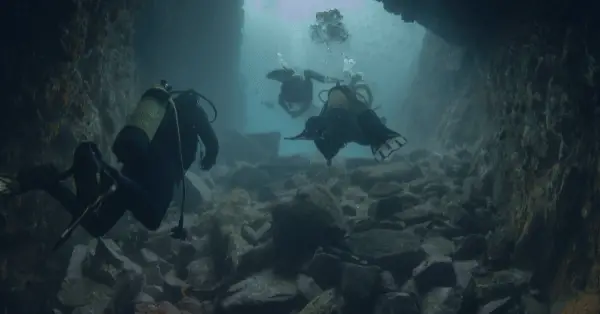 Florida cave diving